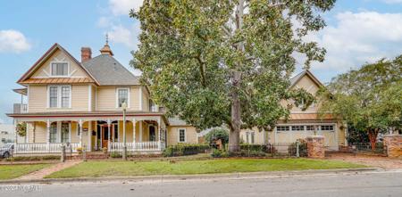 122 S Academy Street