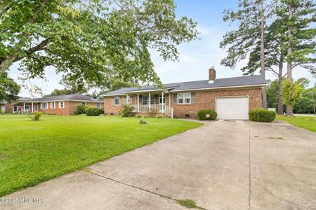 318 Gen Pettigrew Drive