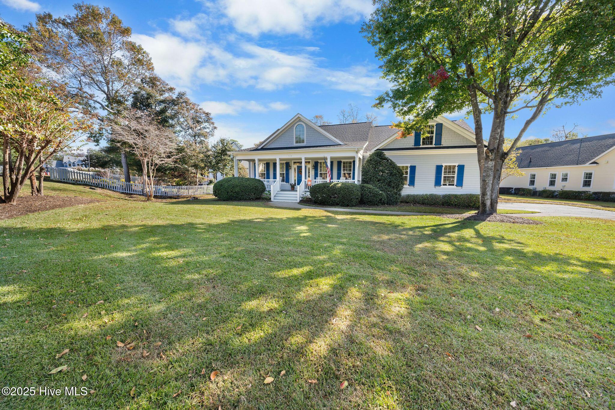 Image 3: 5110HollowTreeDr-4