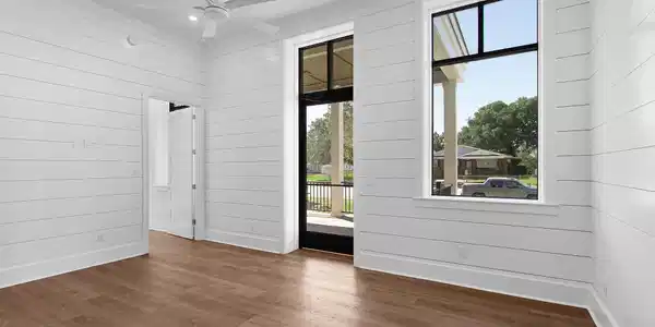 Image 3: Living Room with Porch