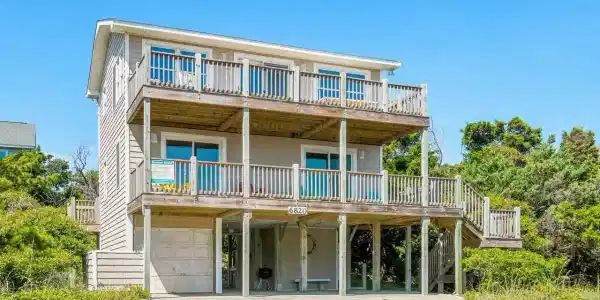 Image 2: 6820 Ocean Drive