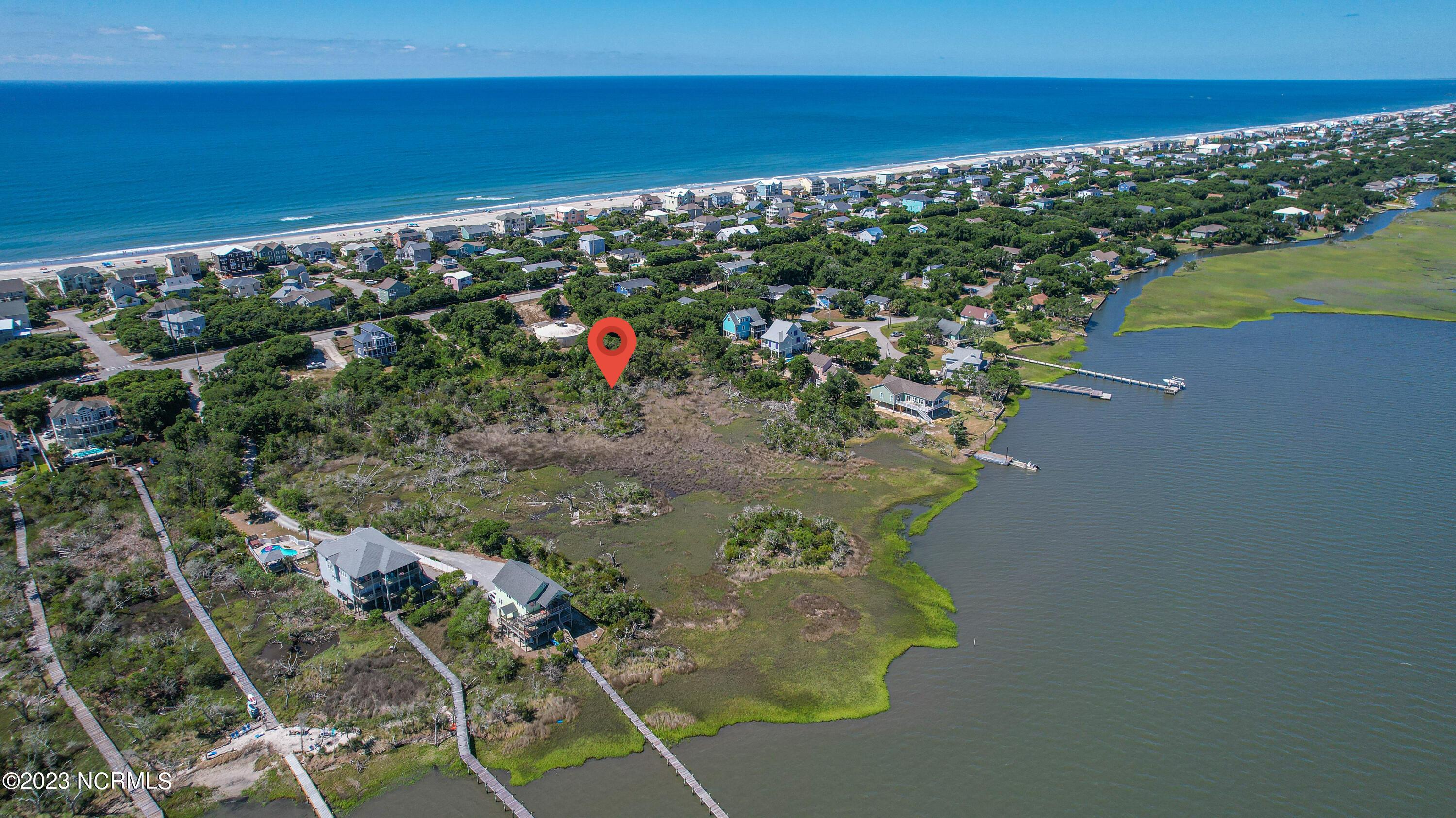 Image 3: 4310 emerald dr (18 of 25)