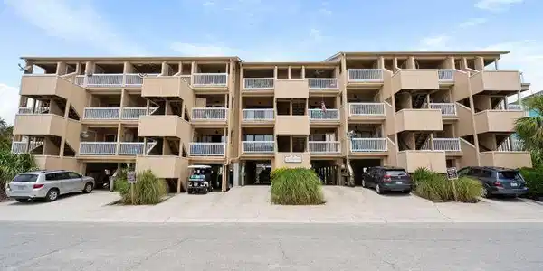 1600 Canal Drive Unit A19