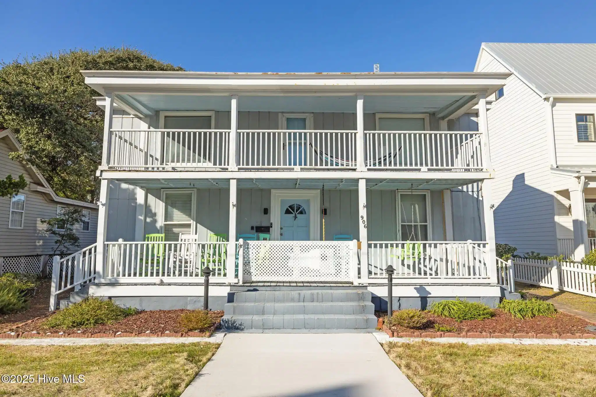 Image 1: 906 Shepard St