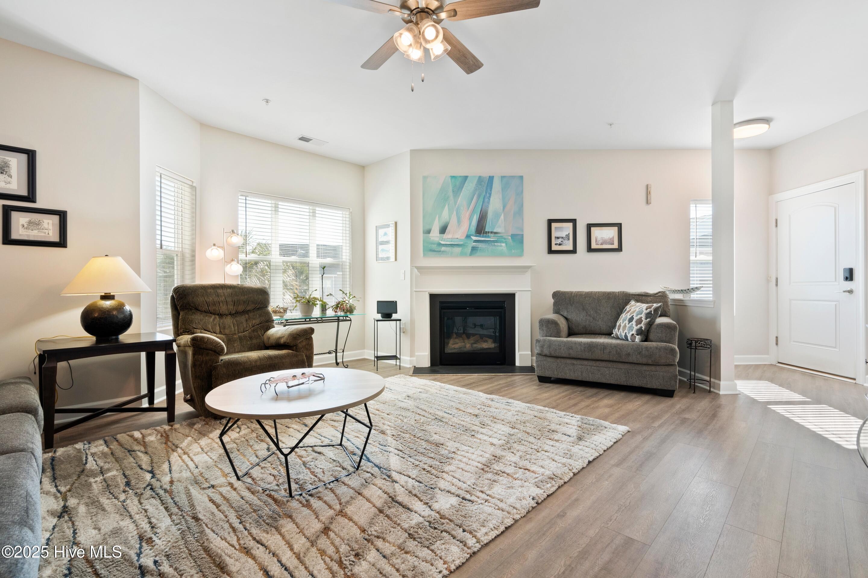 Image 4: 619 Spencer Farlow Dr. Unit 23