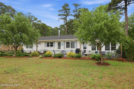 304 Sunnyside Drive