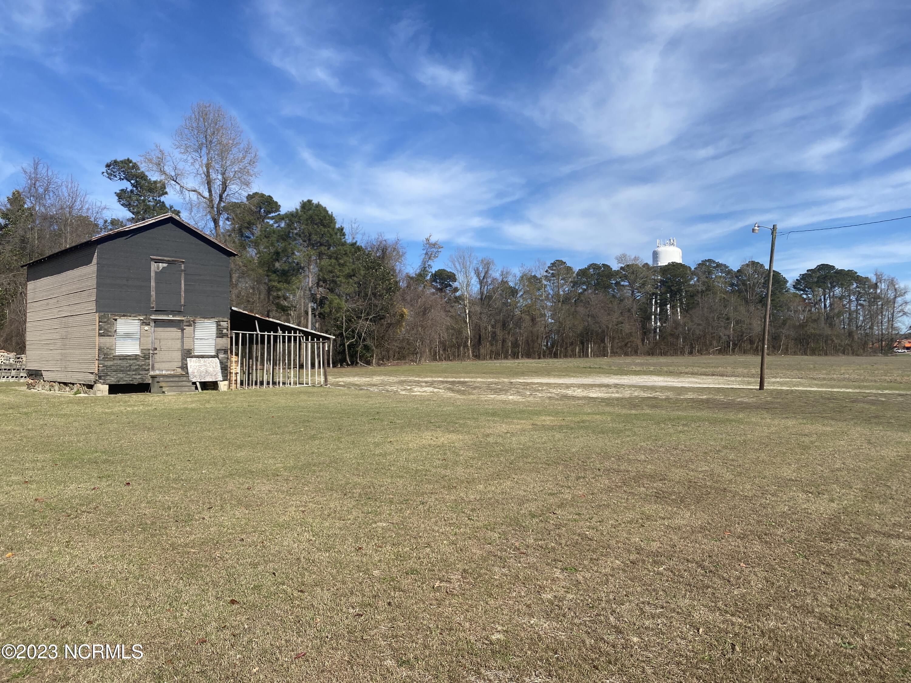 Image 2: 0000 NC Hwy 33 Chocowinity 8