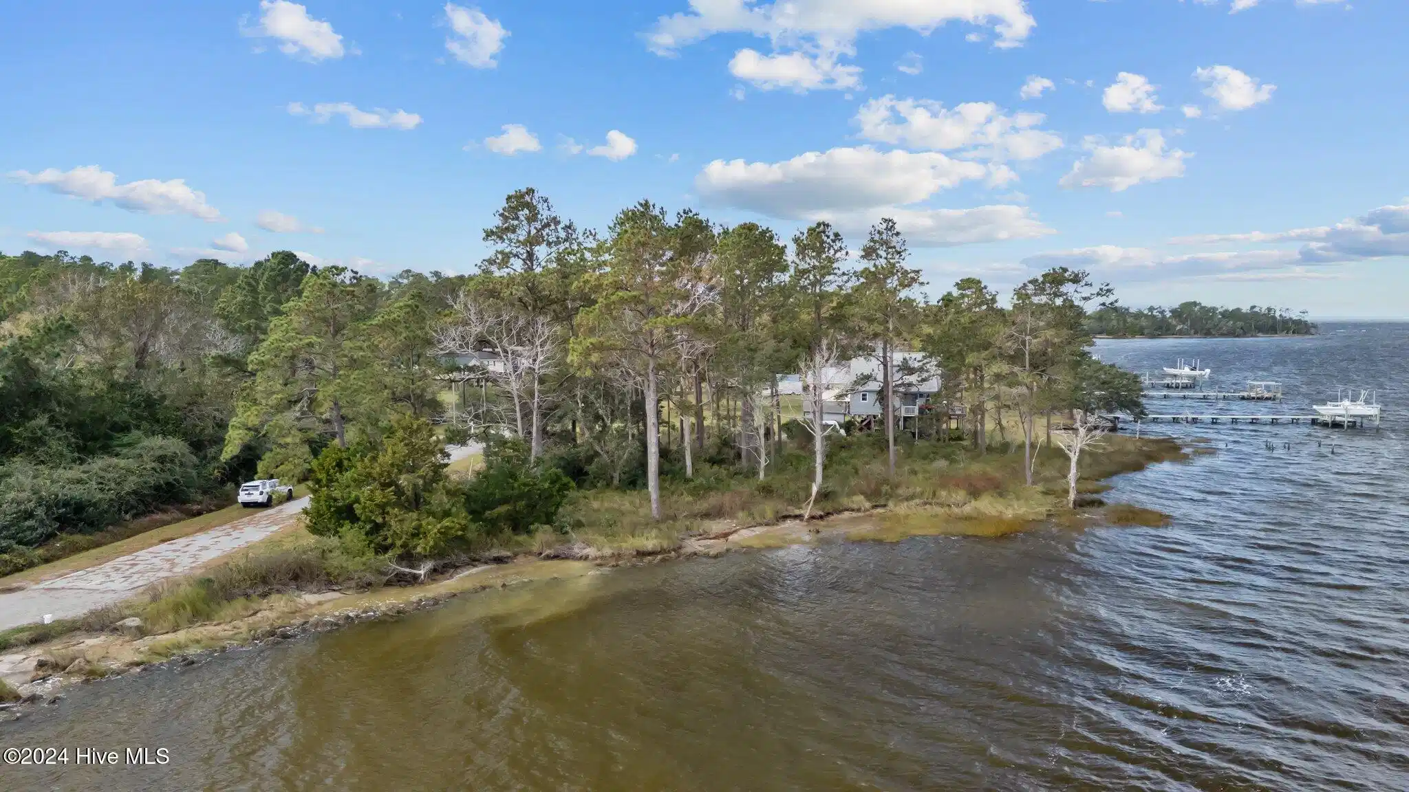 Image 1: 211-217 South River Dr