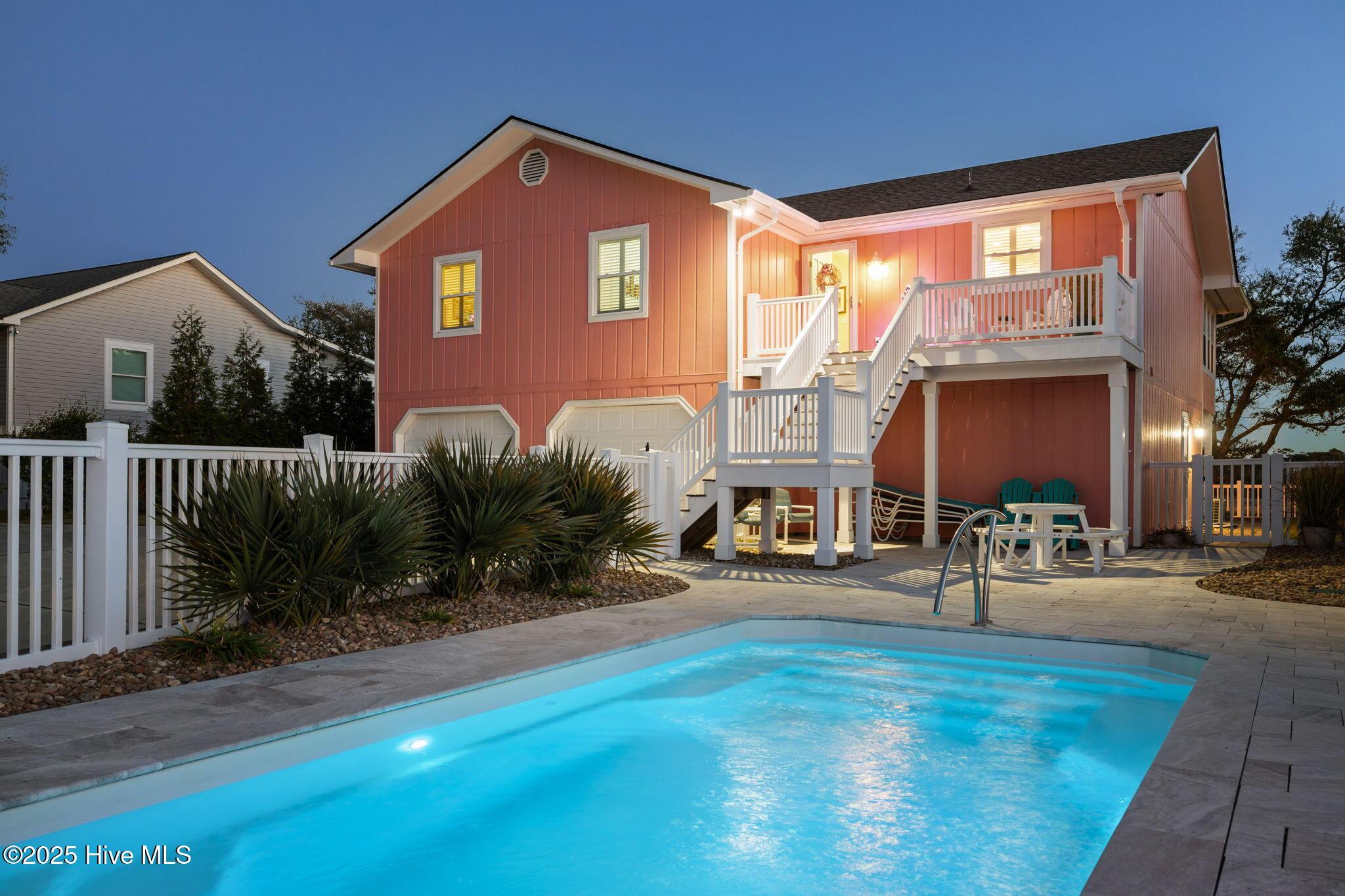 Image 3: 2-web-or-mls-1S3A3837