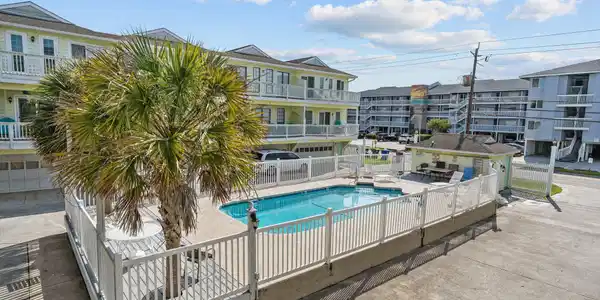 1314 Lake Park Boulevard S Unit A4