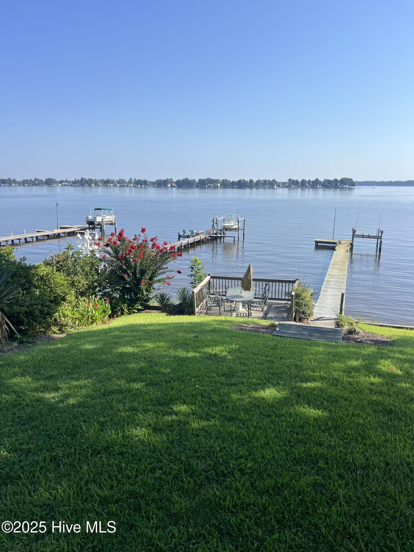 Image 4: waterview