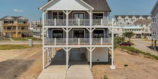 739 Duneridge Court