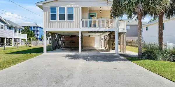 602 Canal Drive