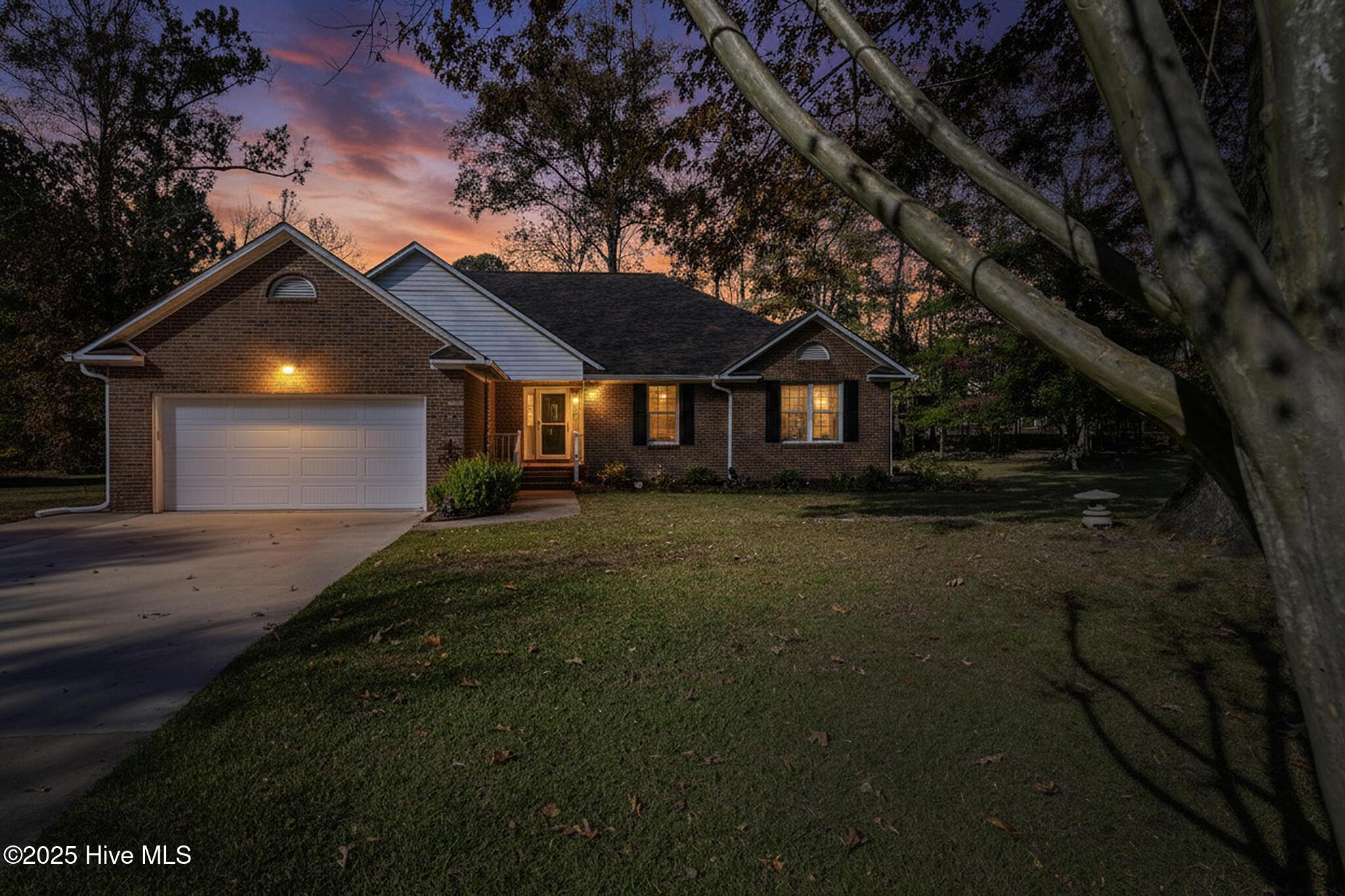 Image 1: 318 Magellan Drive, New Bern, NC