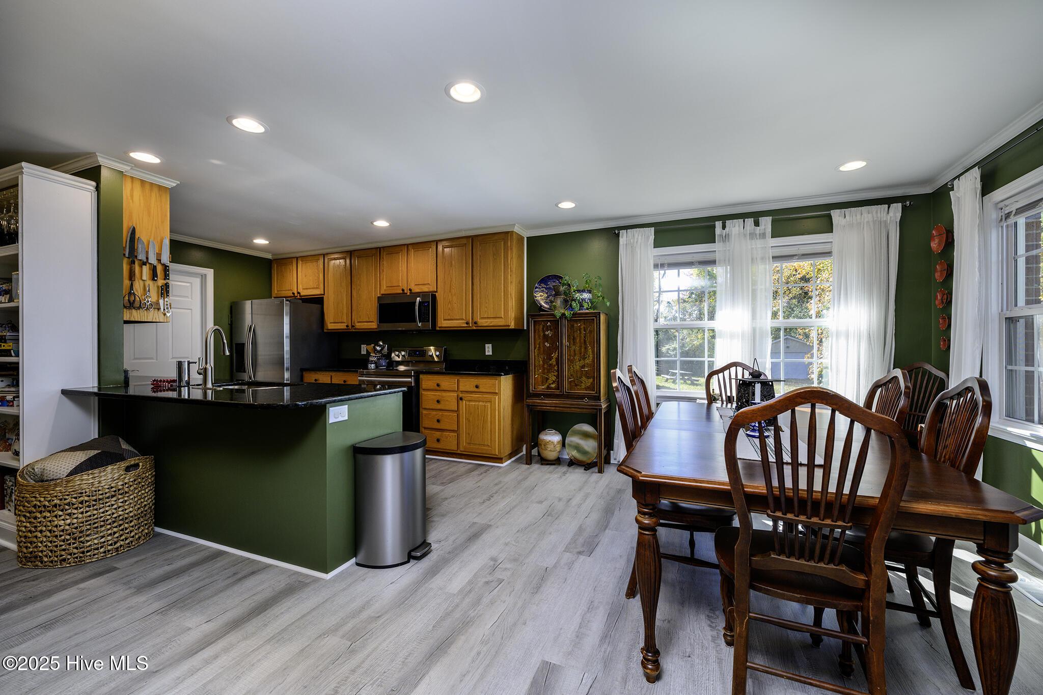 Image 3: Open Concept Living Space