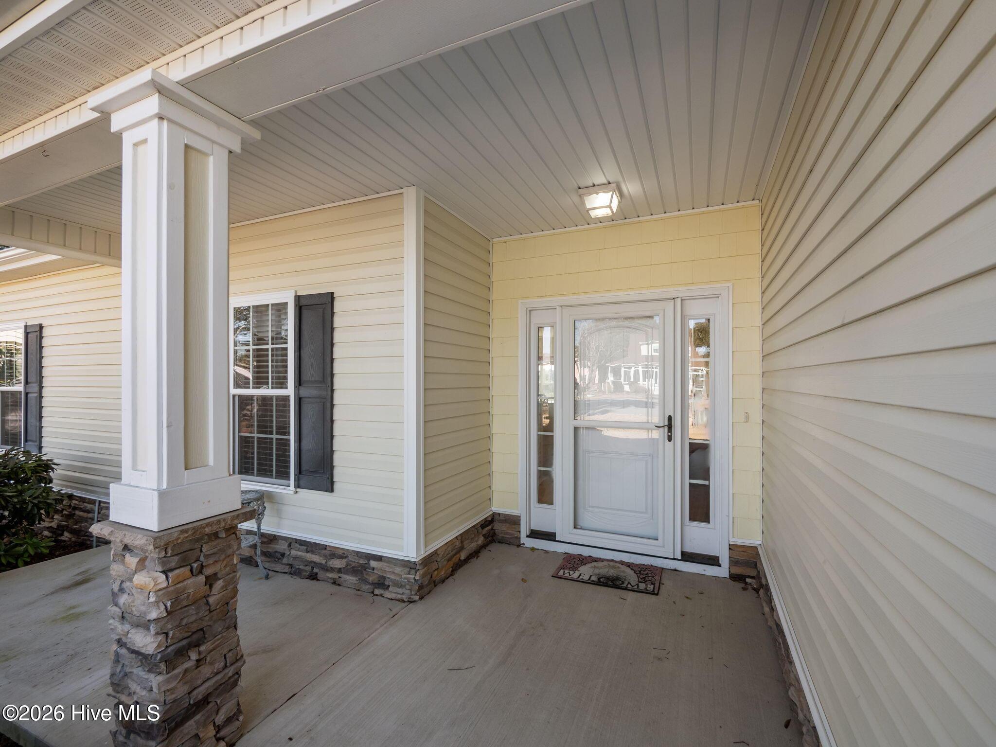 Image 3: 3-web-or-mls-PC311804