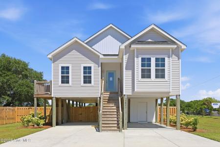 104 Flippers Cove Drive