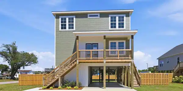 108 Flippers Cove Drive