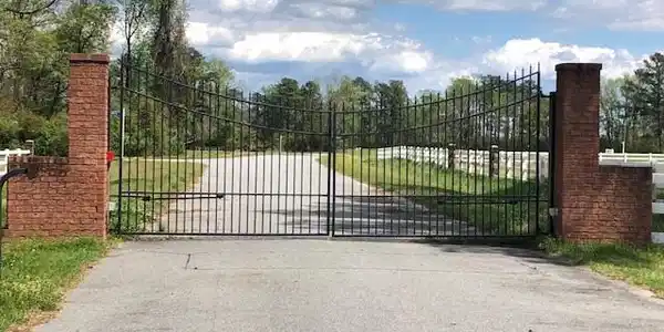 45 N Pointe Vista Drive