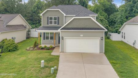 302 Hawks Bluff Drive