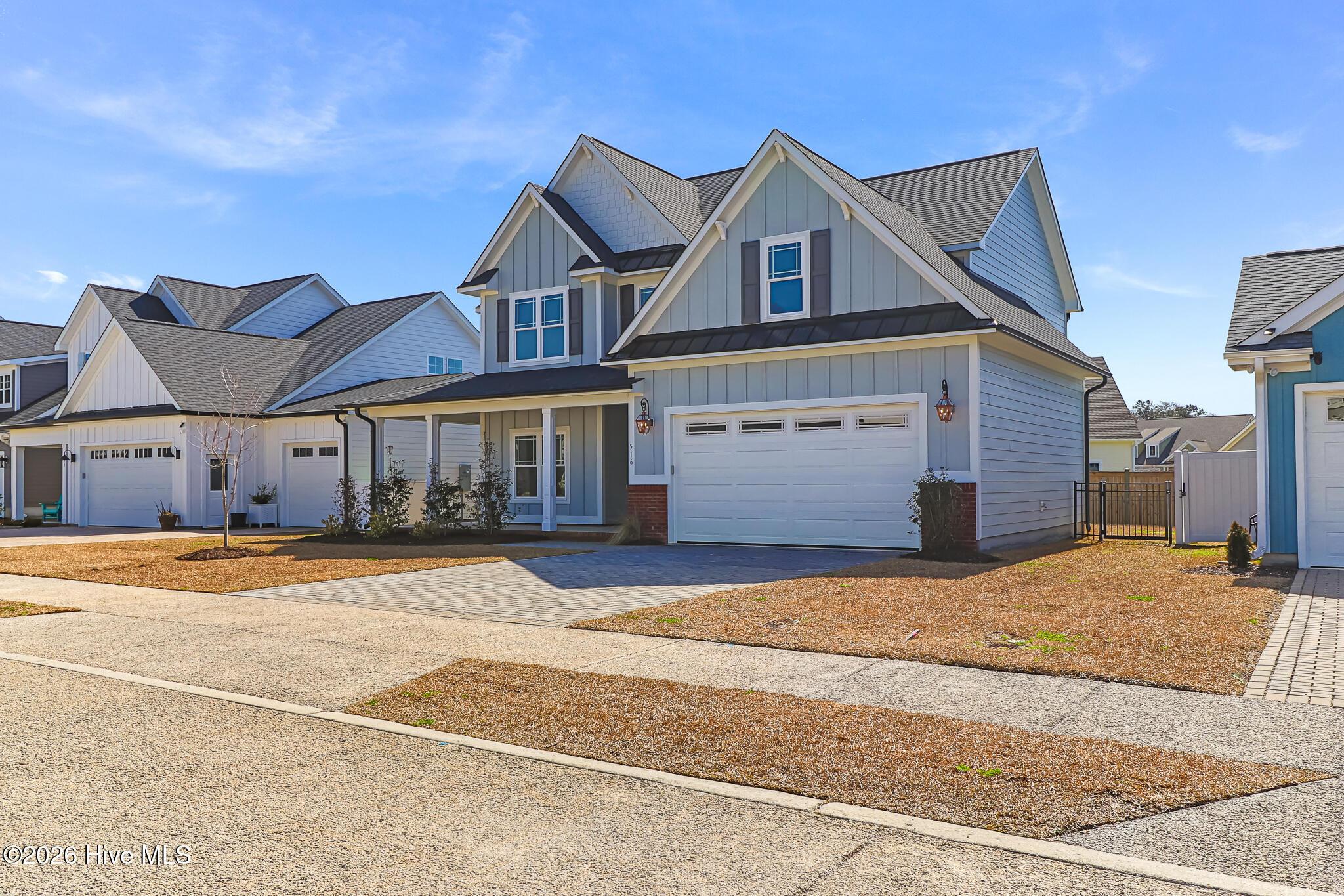 Image 1: New Construction in Beaufort