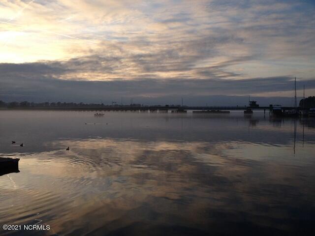 Image 3: 003 Washington Waterfront View 2