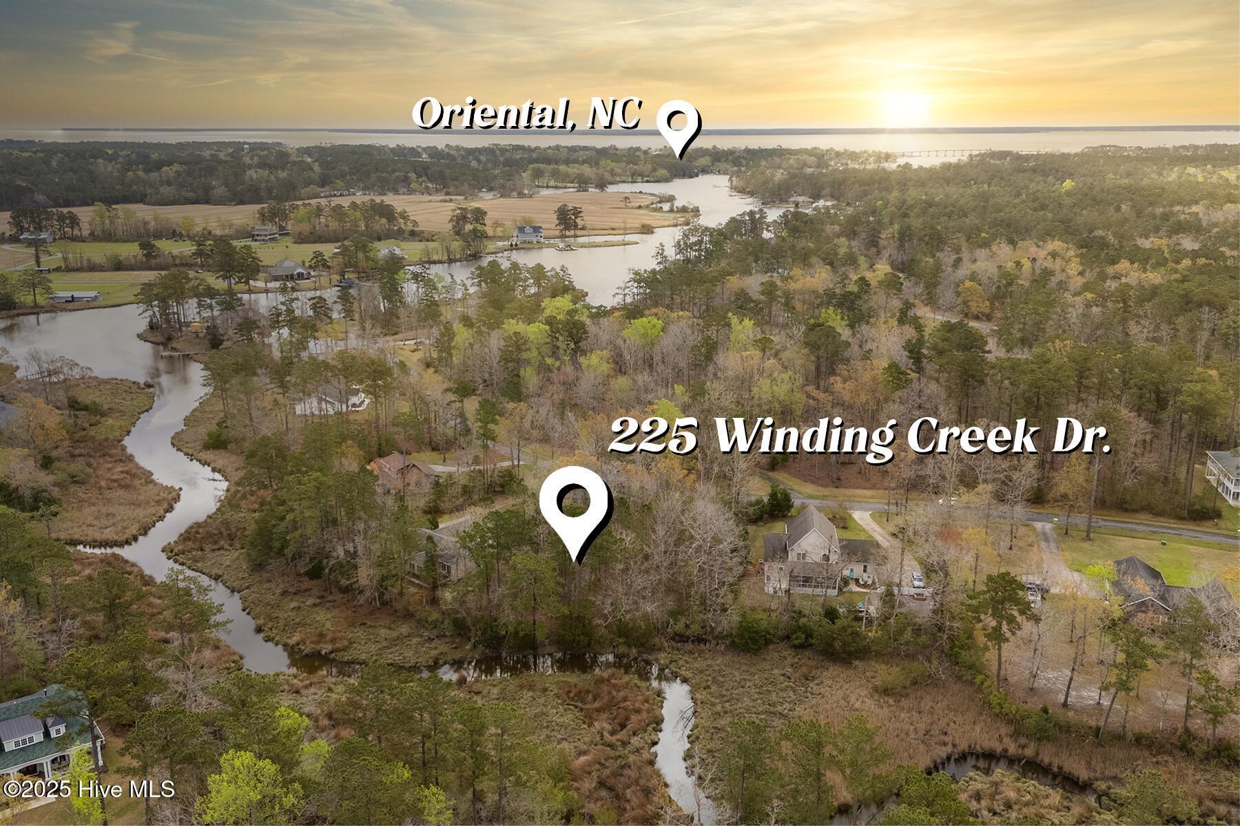 Image 3: 225 Winding Creek Drive