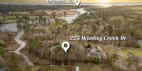 Image 3: 225 Winding Creek Drive
