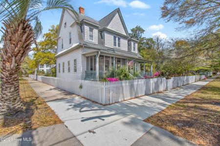 301 E Moore Street