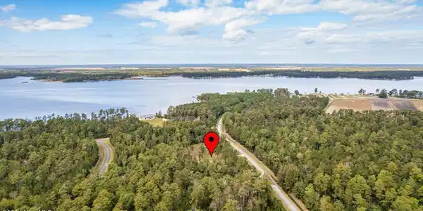 Image 4: 517 arant farm rd _ Drone-3