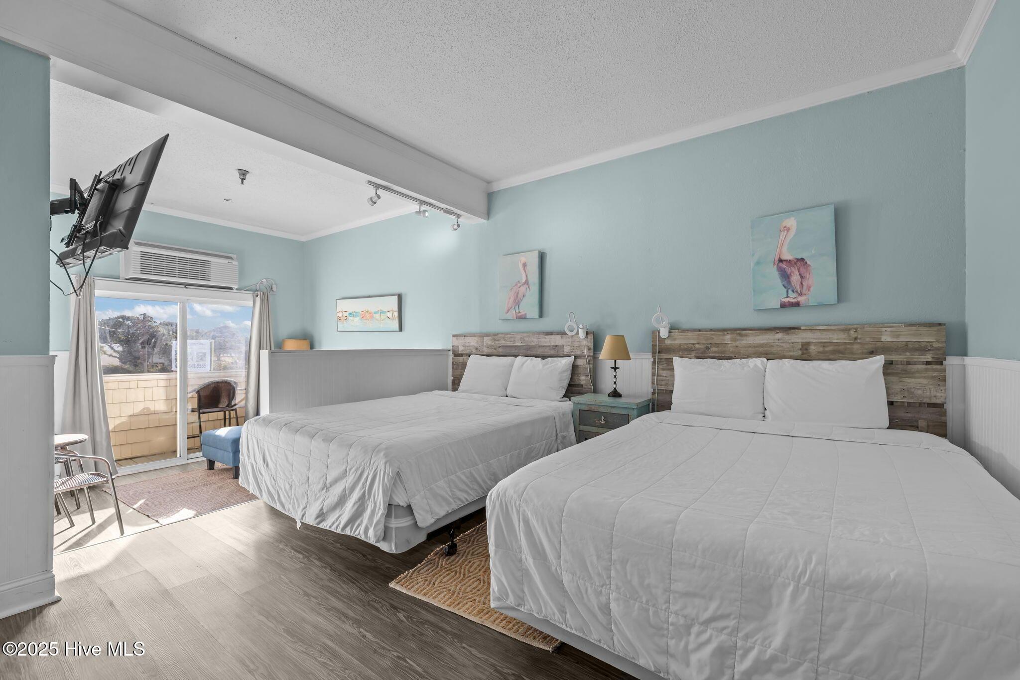 Image 1: Paml Suites #249 in Atlantic Beach NC