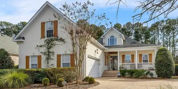 2112 Bay Colony Lane