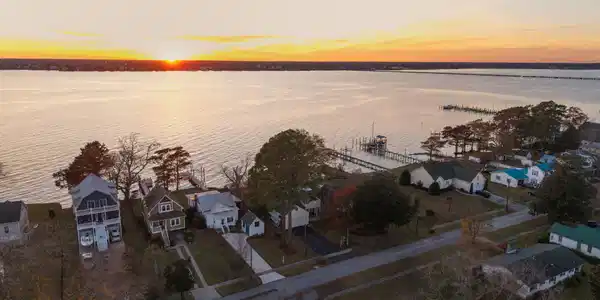 Image 4: 13-web-or-mls-DJI_20251124170206_0130_D