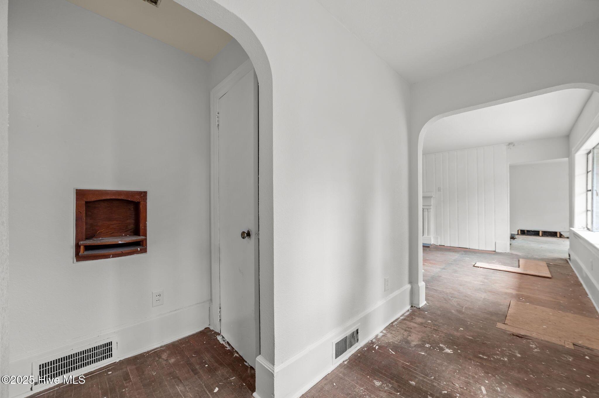 Image 2: 807 Roosevelt Avenue, Plymouth