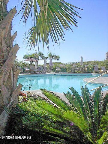 Image 4: TOC heated ocean pool