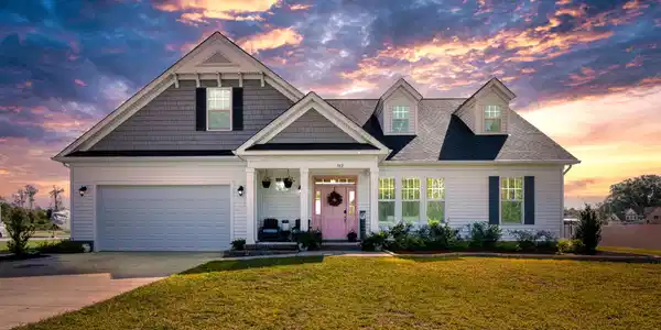 102 Evelyne Drive