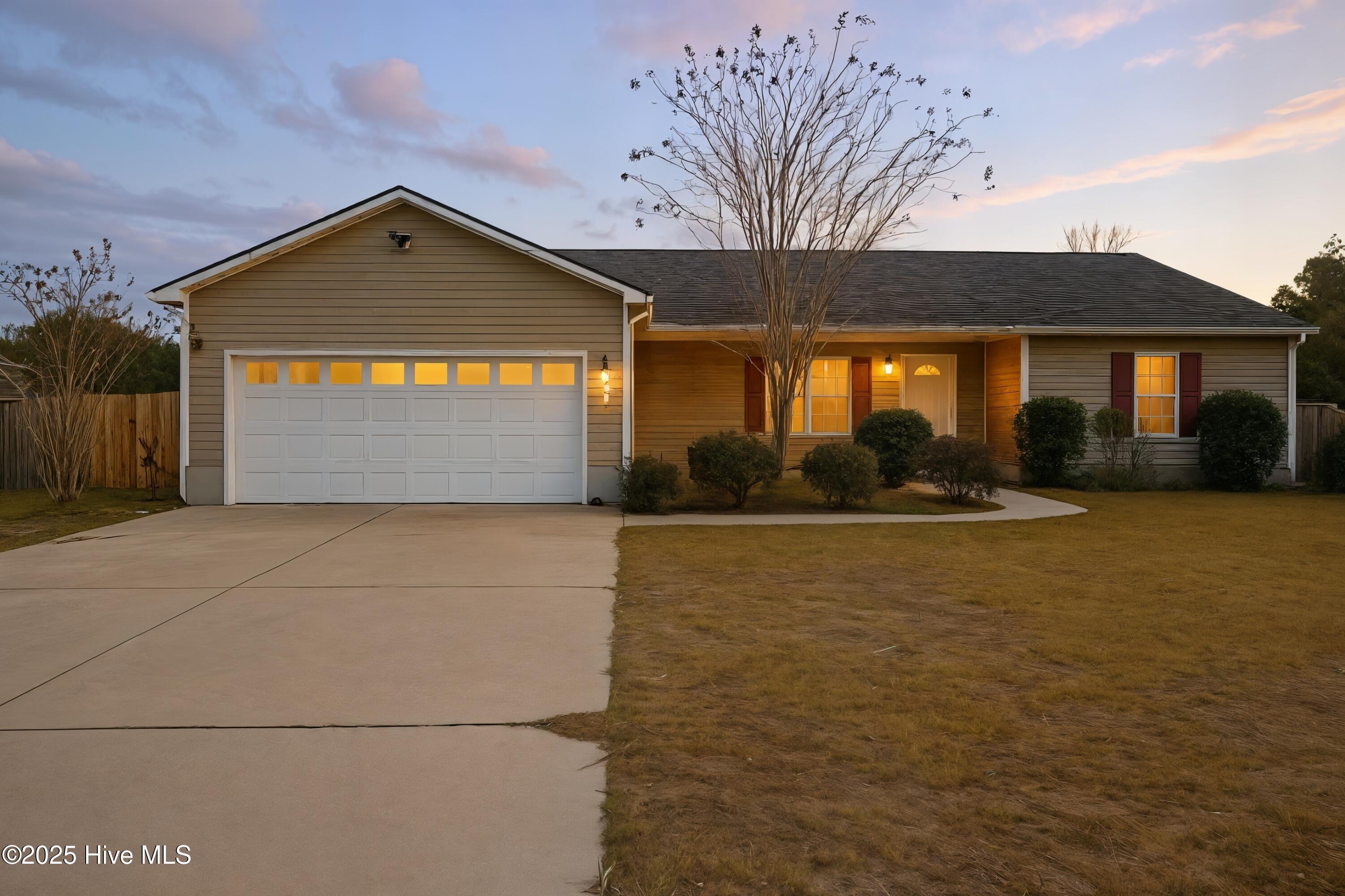 Image 2: 118 Magnolia Lane - Virtual Twilight
