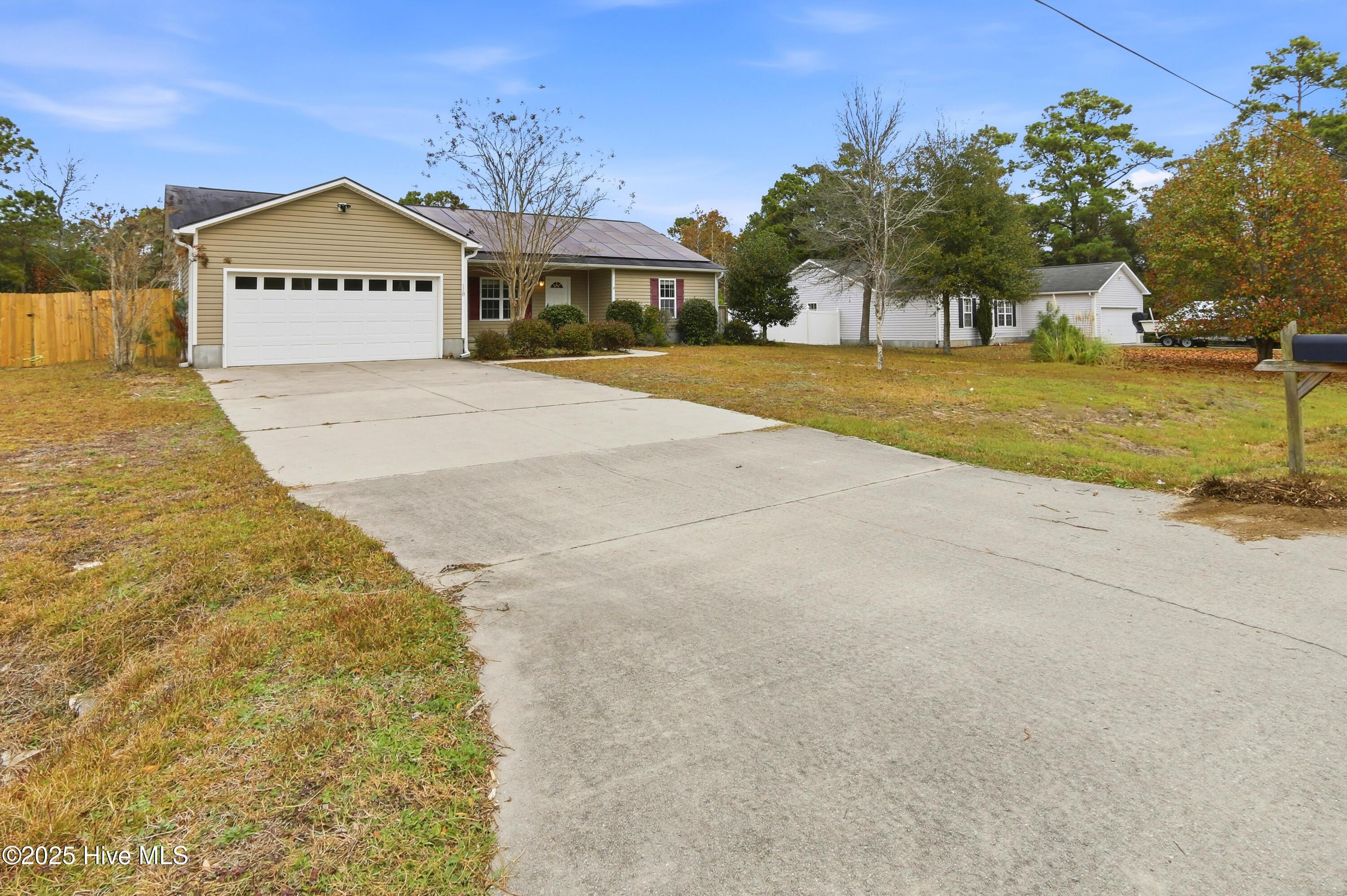 Image 3: 118 Magnolia Lane- 3