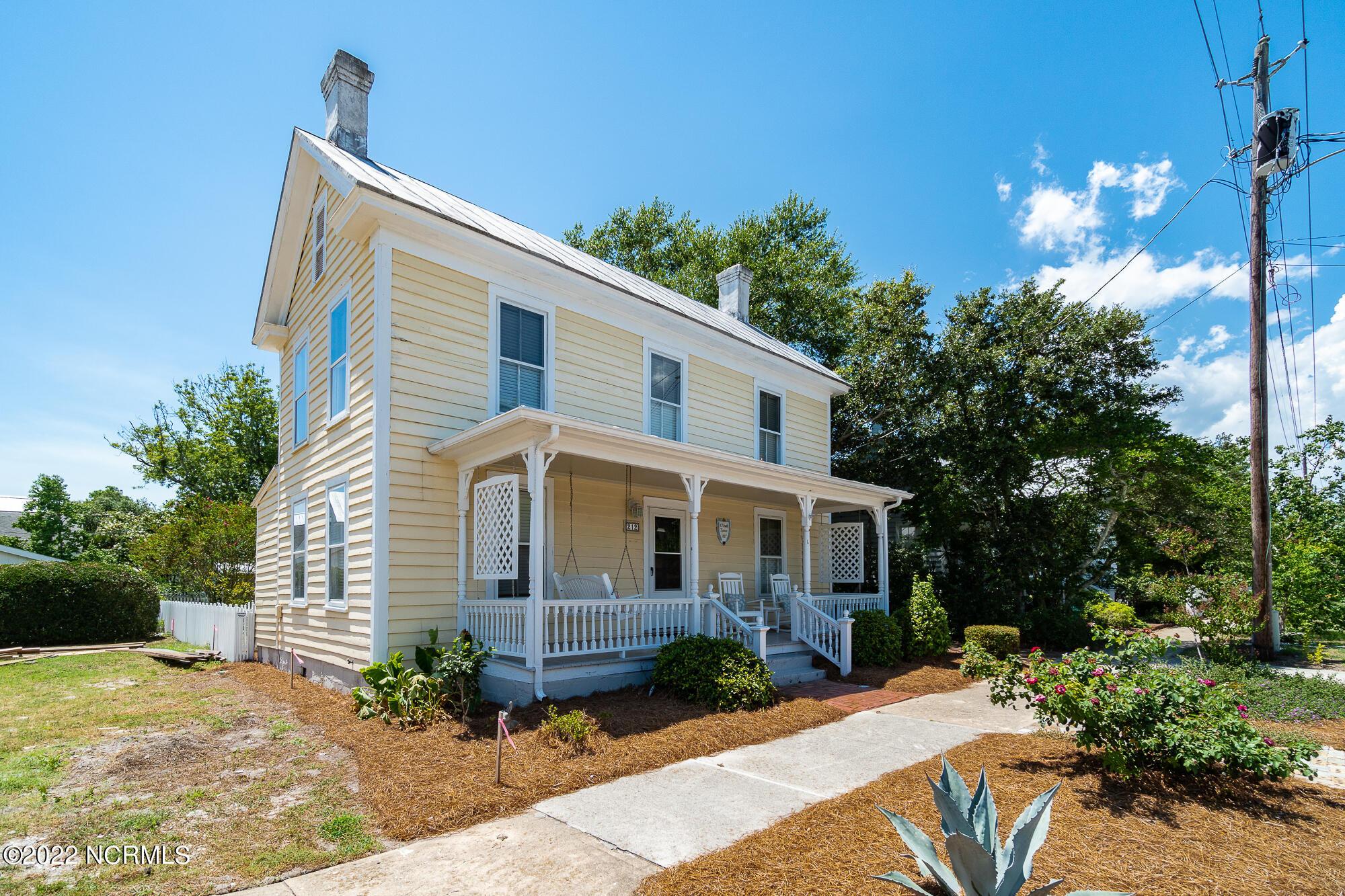 Image 3: 212 Broad Street