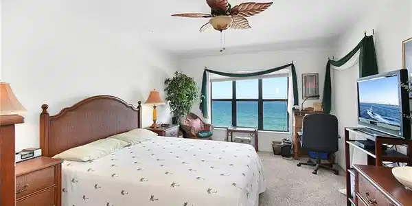 10200 S Ocean Drive