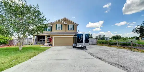 2515 SE Price Court