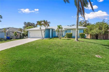 984 NW 16th Place