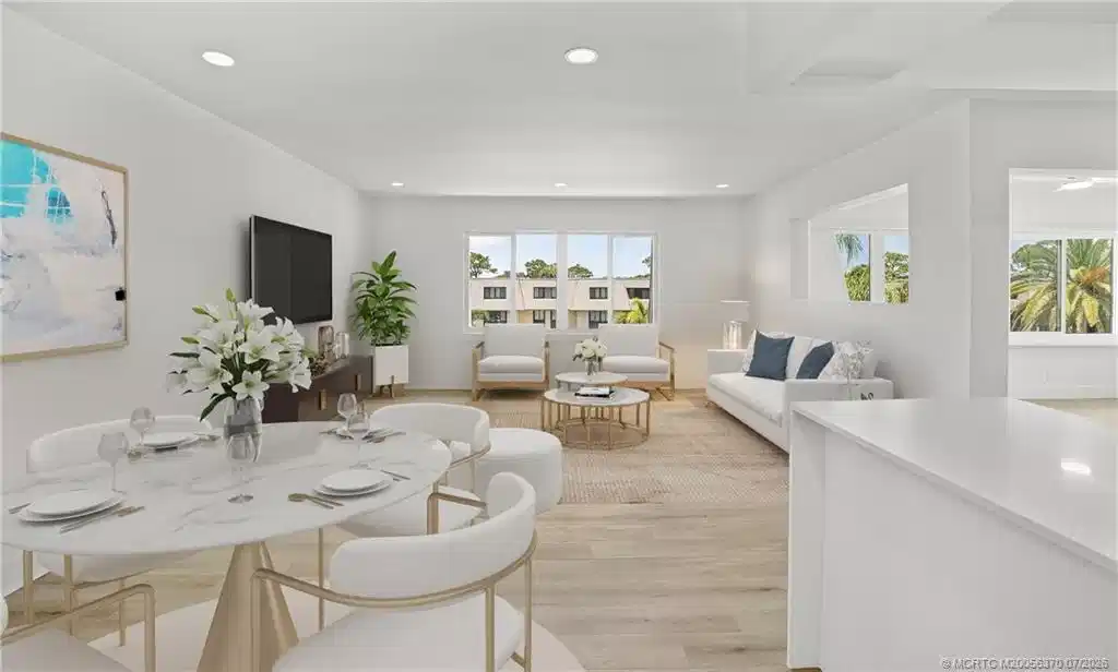 Image 1: Welcome to this Completely Renovated Condo in Stua
