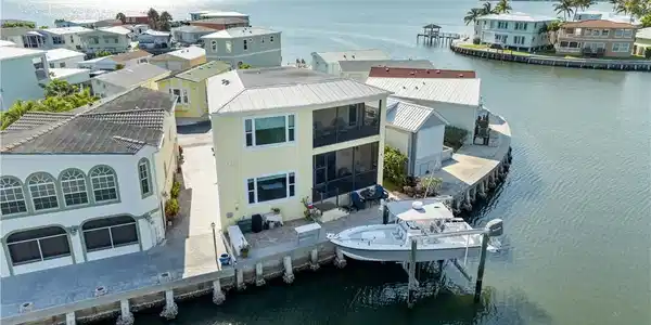 10701 S Ocean Drive