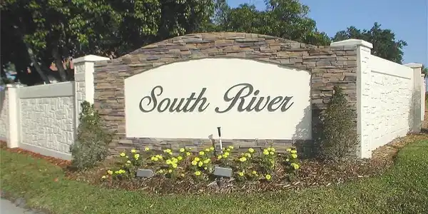 330 SW South River Drive