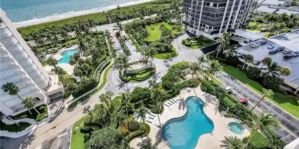 5049 N Highway A1A