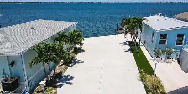 10701 S Ocean Drive
