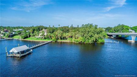 665 SE St Lucie Boulevard