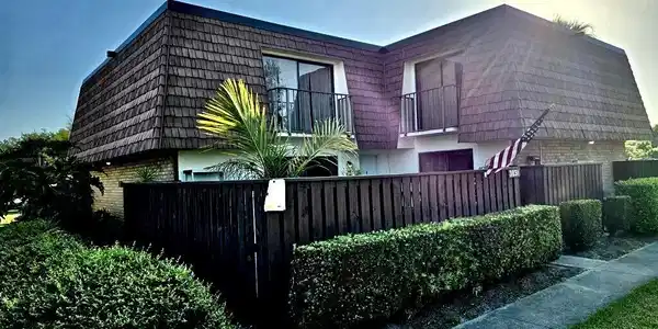 3031 SW Sunset Trace Circle