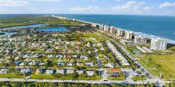 2801 N Highway A1a